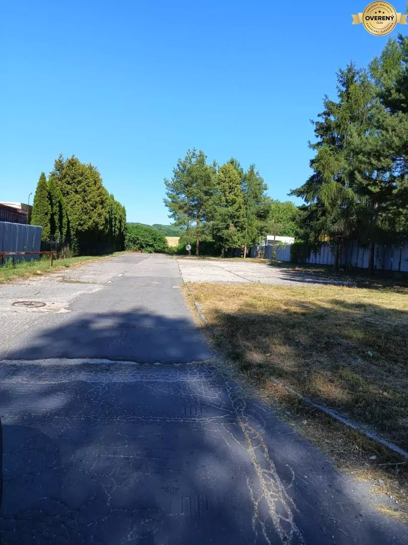 Pozemok pre rod. domy na predaj 1016m2, Prievidza, 161718_1