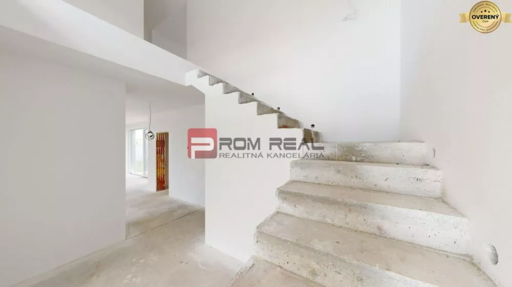 Rodinný dom na predaj 222m2, Cífer, 162110_10