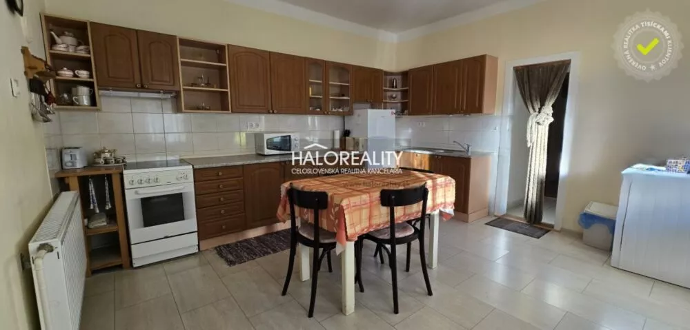 Rodinný dom na predaj 212m2, Iža, 162206_0