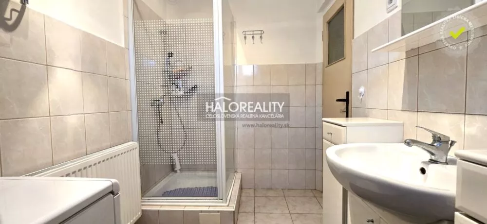 Rodinný dom na predaj 212m2, Iža, 162206_11