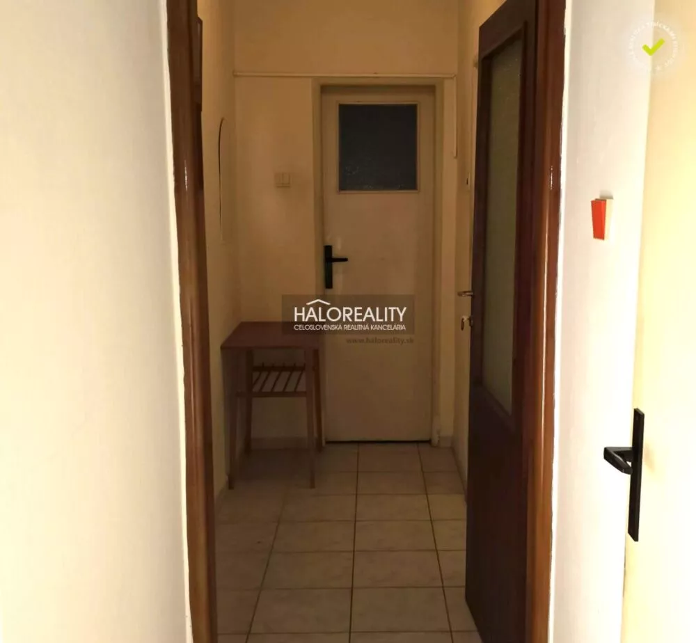 Rodinný dom na predaj 212m2, Iža, 162206_15