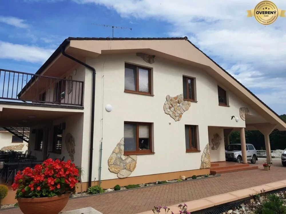 Hotel, penzión na predaj 1m2, Klátova Nová Ves, 162428_0
