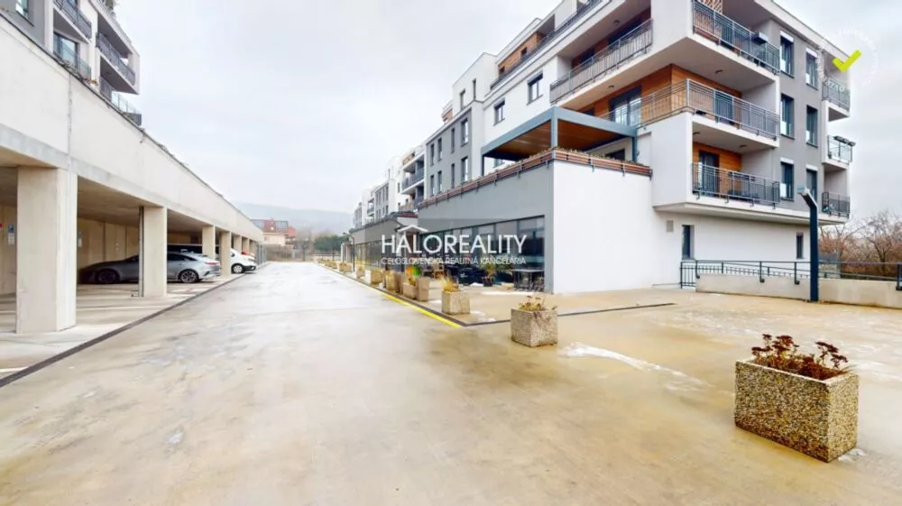 Obchodné priestory na predaj 195m2, Bratislava - Nové Mesto, 162466_12