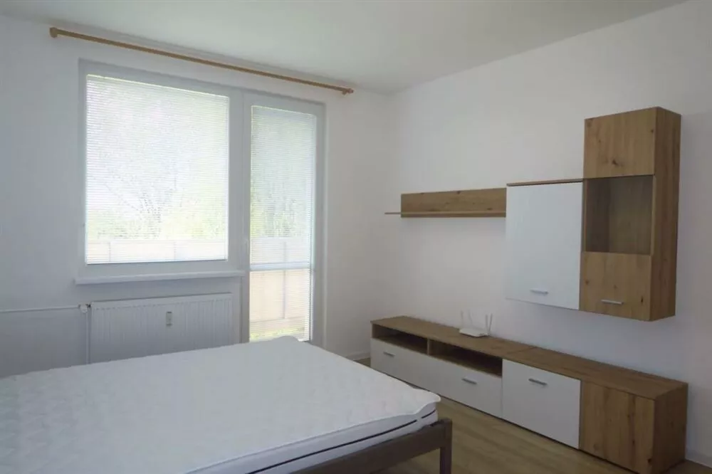 1 izbový byt na prenájom 31m2, Centrum Bratislavská, Holíč, 162654_0