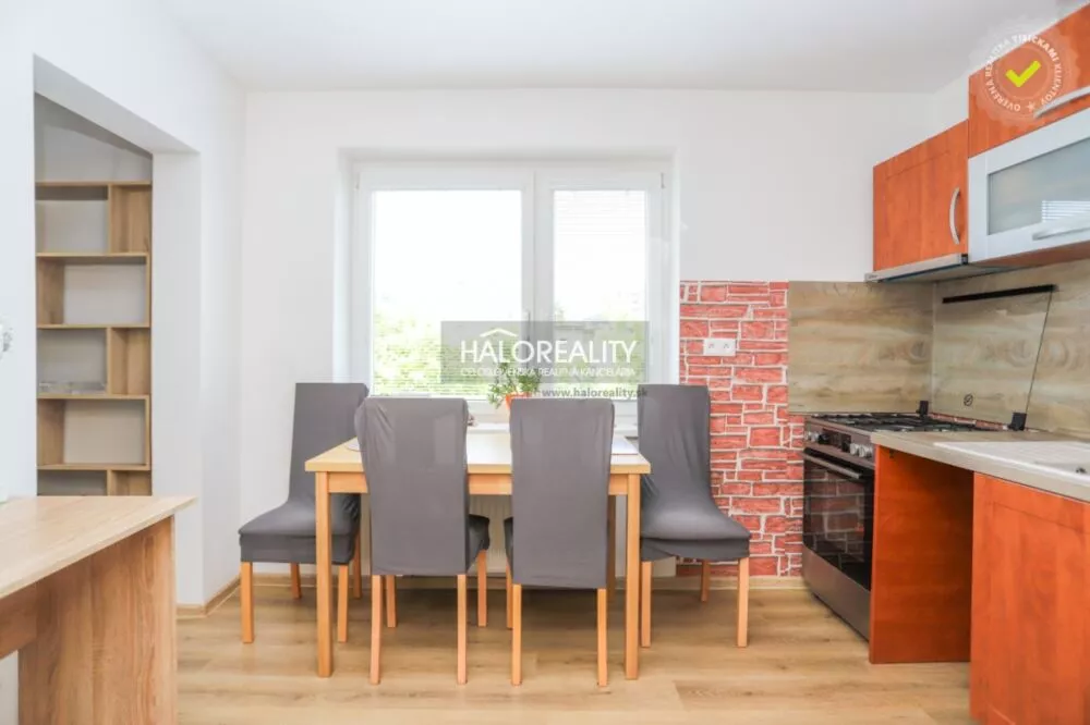 Rodinný dom na predaj 952m2, Považská Bystrica, 154255_1