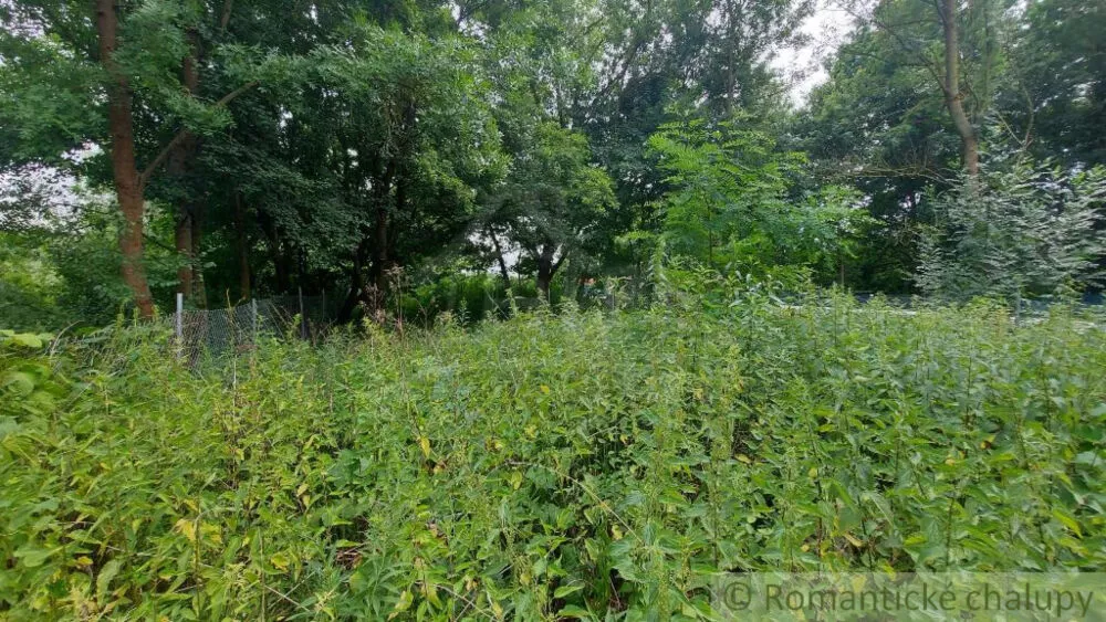 Pozemok pre rod. domy na predaj 345m2, Holíč, 161170_2