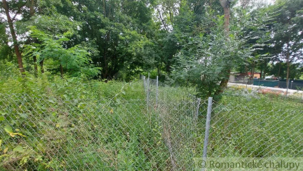 Pozemok pre rod. domy na predaj 345m2, Holíč, 161170_4