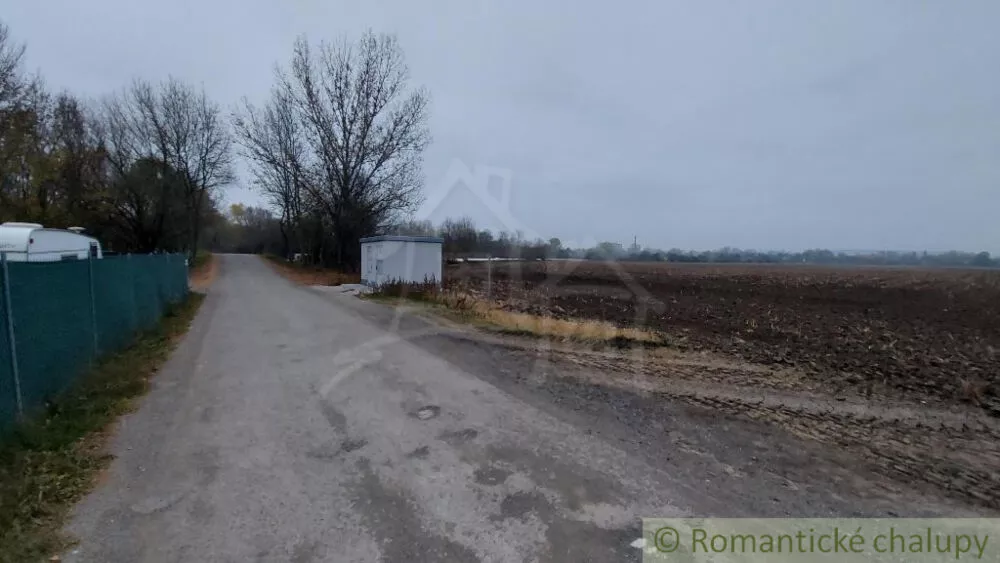 Pozemok pre rod. domy na predaj 306m2, Holíč, 148310_4