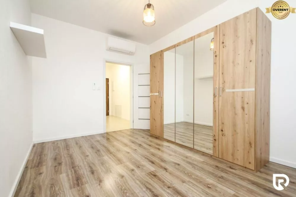 3 izbový byt na predaj 80m2, Saratovská 12, Trenčín, 163265_10