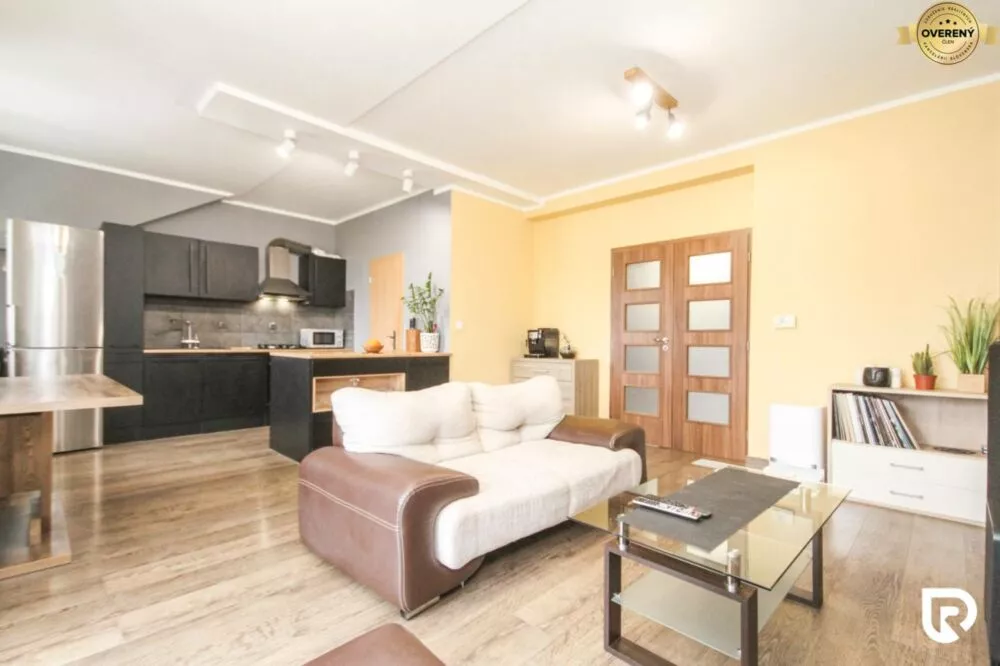 4 izbový byt na predaj 133m2, Trenčín, 163367_1