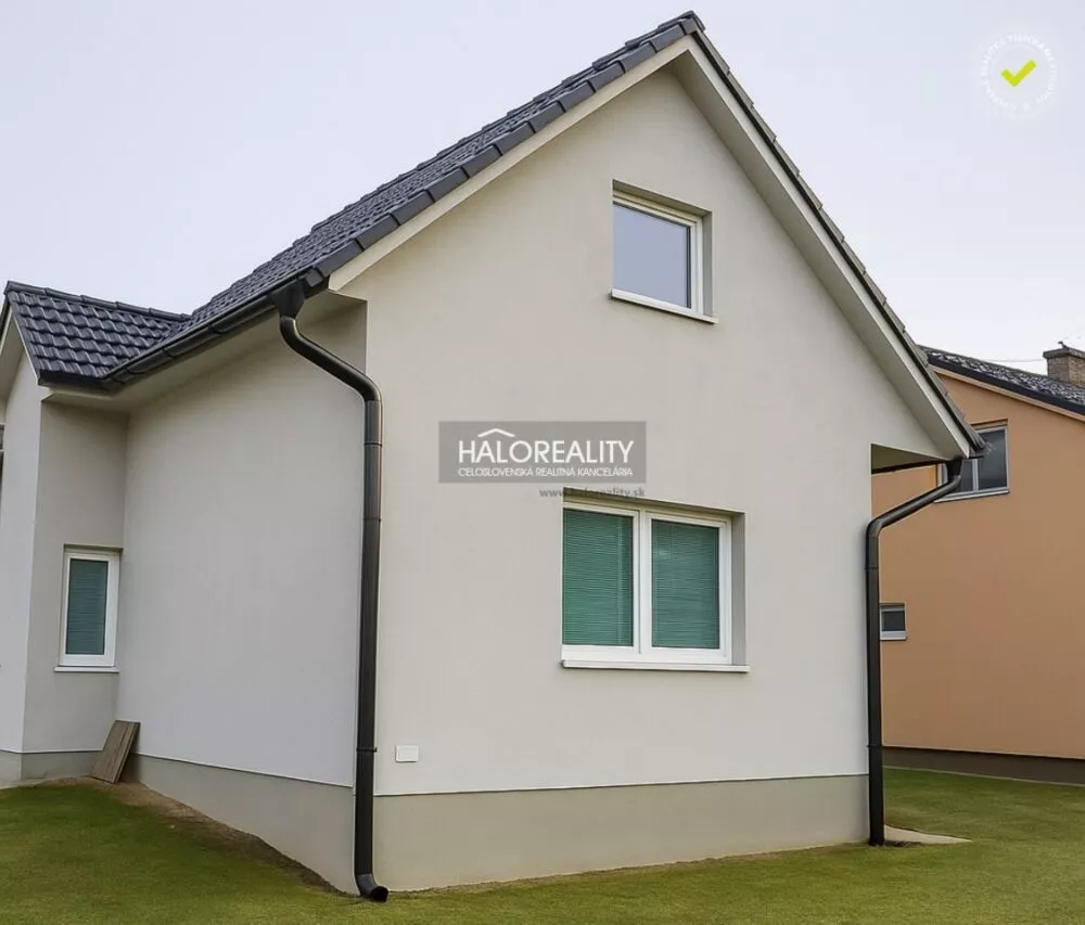 Rodinný dom na predaj 28m2, Kľačno, 163453_0