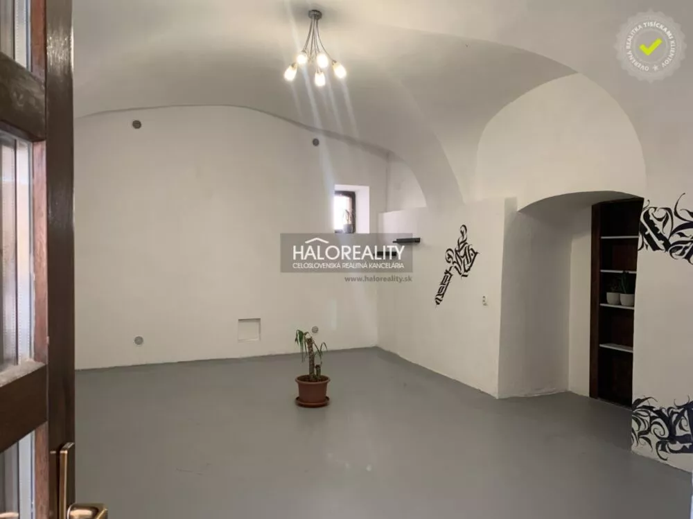 Administratívny objekt na prenájom 48m2, Banská Bystrica, 163461_2