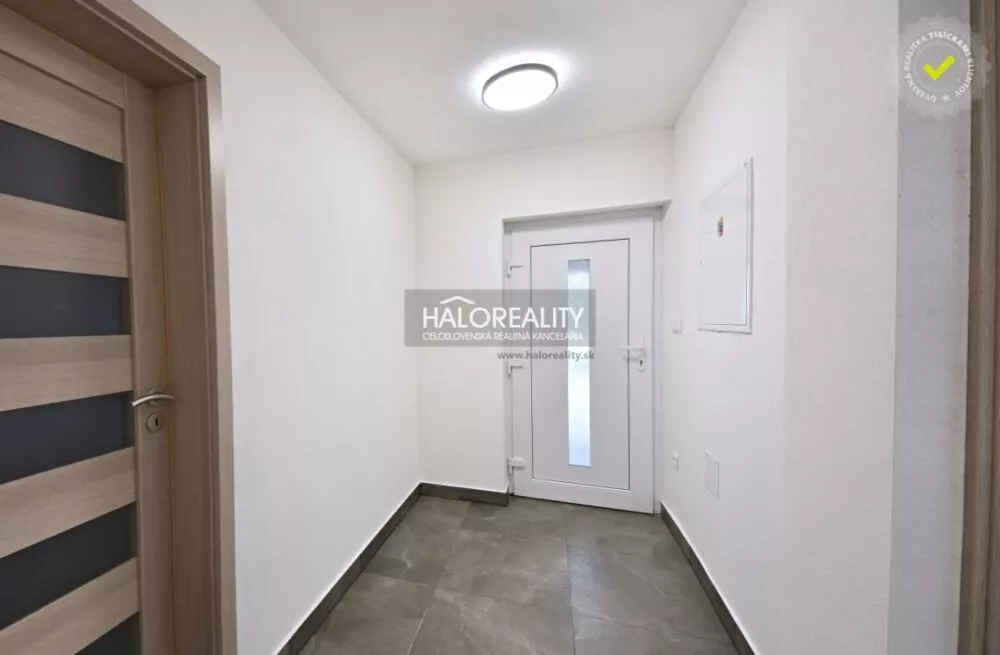 Rodinný dom na prenájom 130m2, Nová Baňa, 163479_10