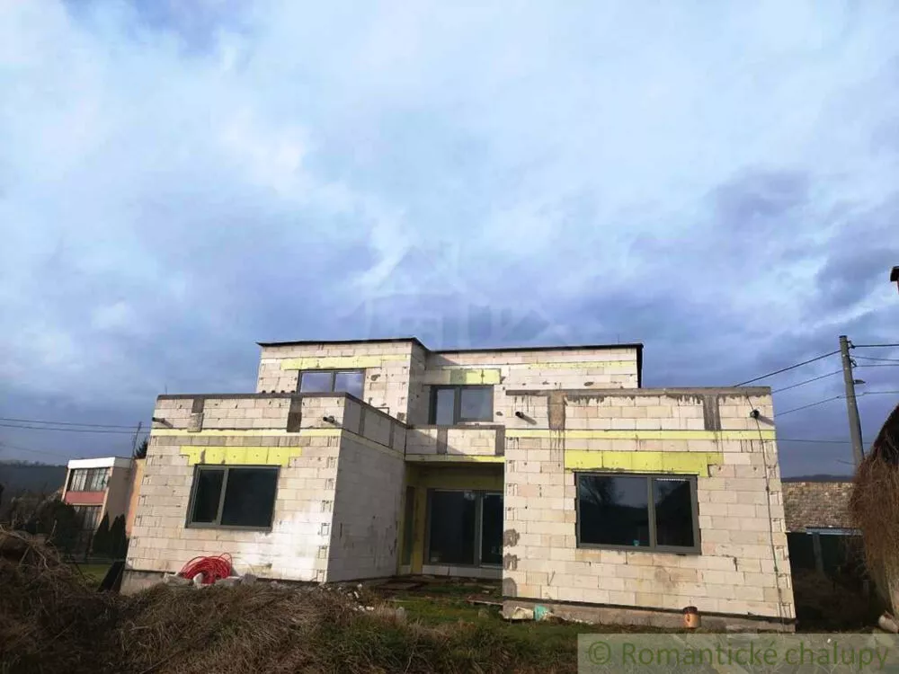 Rodinný dom na predaj 173m2, Plášťovce, 149008_8