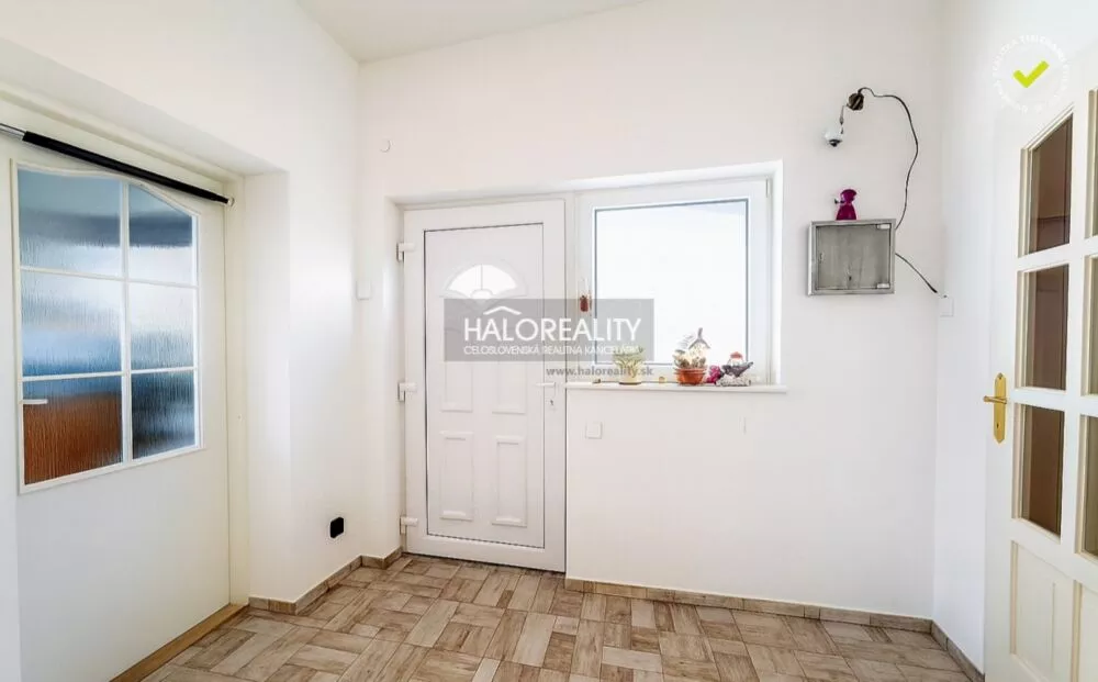 Rodinný dom na predaj 250m2, Komárno, 163538_10