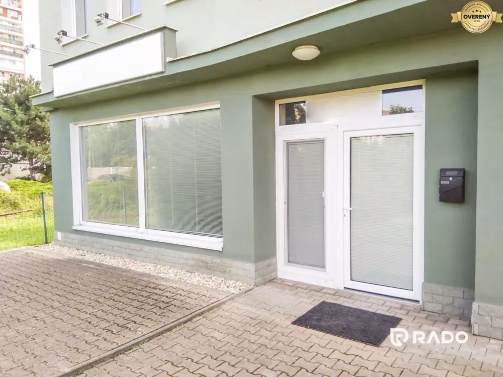 Obchodné priestory na prenájom 80m2, Pred poľom, Trenčín, 163552_0