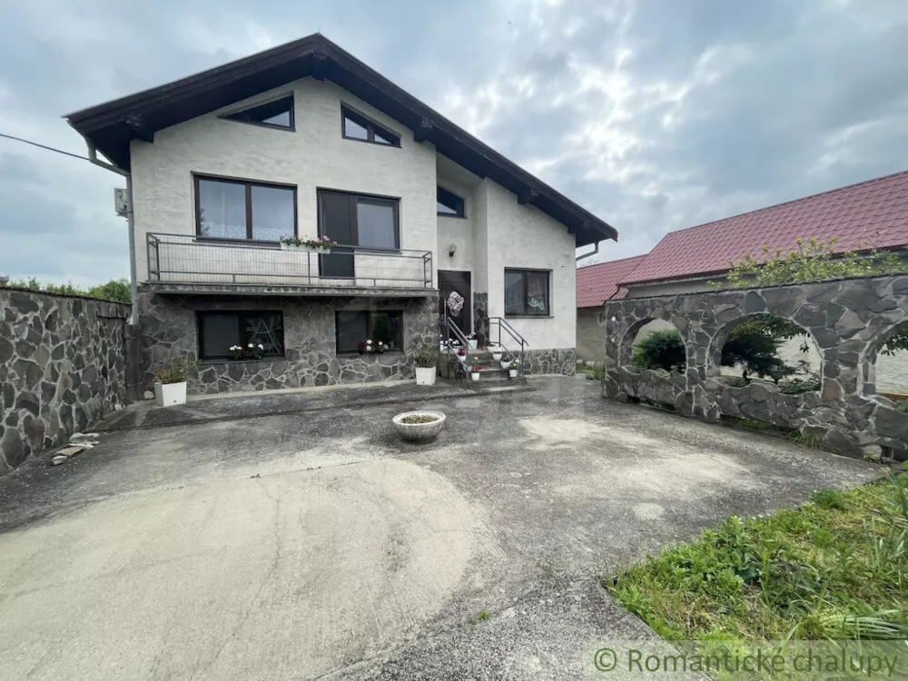 Rodinný dom na predaj 250m2, Branč, 154362_0