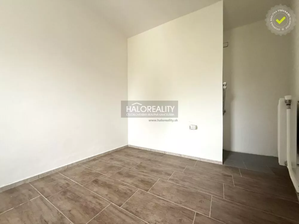 Rodinný dom na predaj 478m2, Chynorany, 163645_5