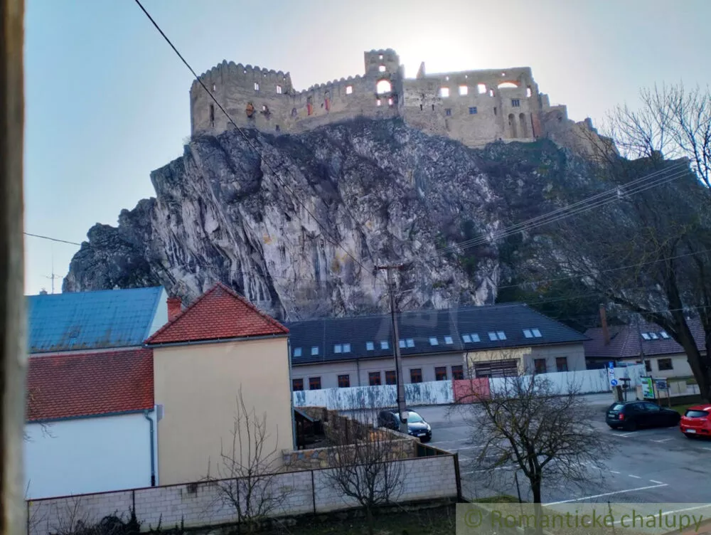 Rodinný dom na predaj 220m2, Beckov, 151249_33