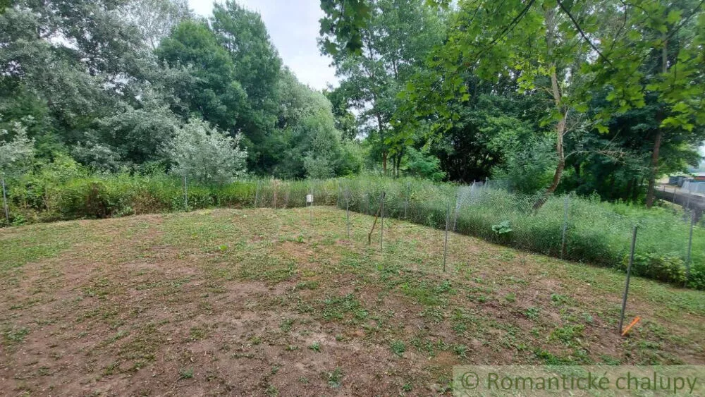 Pozemok pre rod. domy na predaj 560m2, Holíč, 160618_0