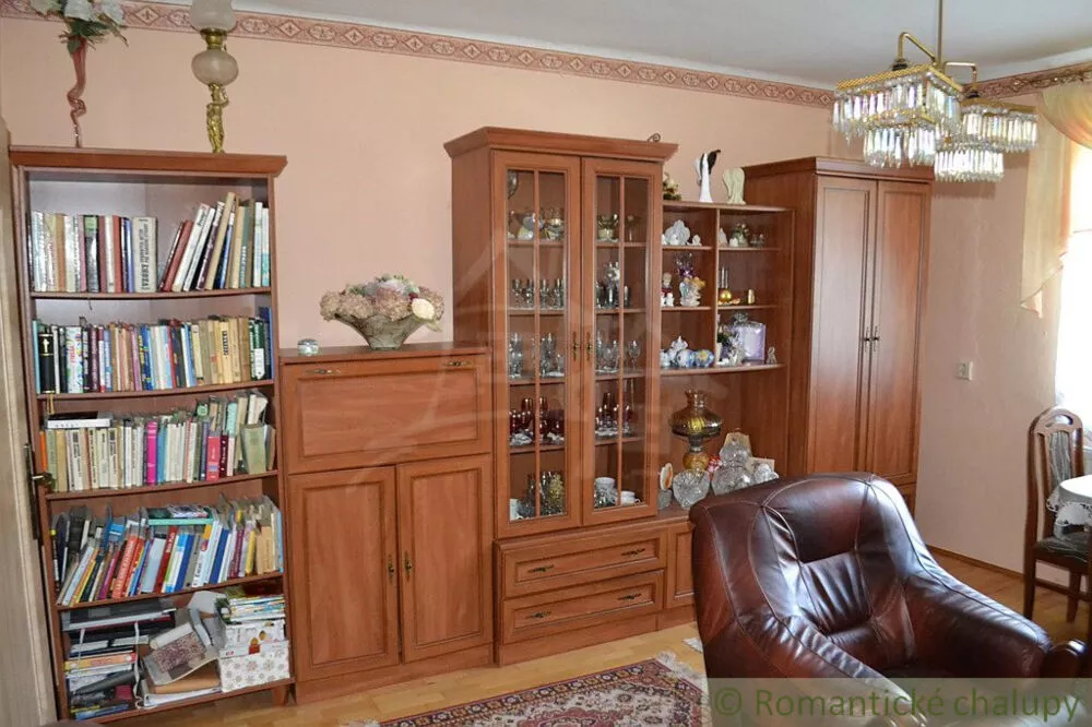 Rodinný dom na predaj 180m2, Ladomirová, 157111_2