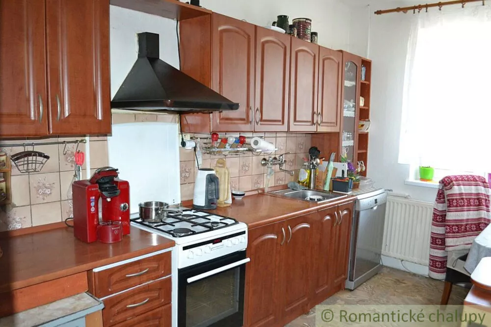 Rodinný dom na predaj 180m2, Ladomirová, 157111_3