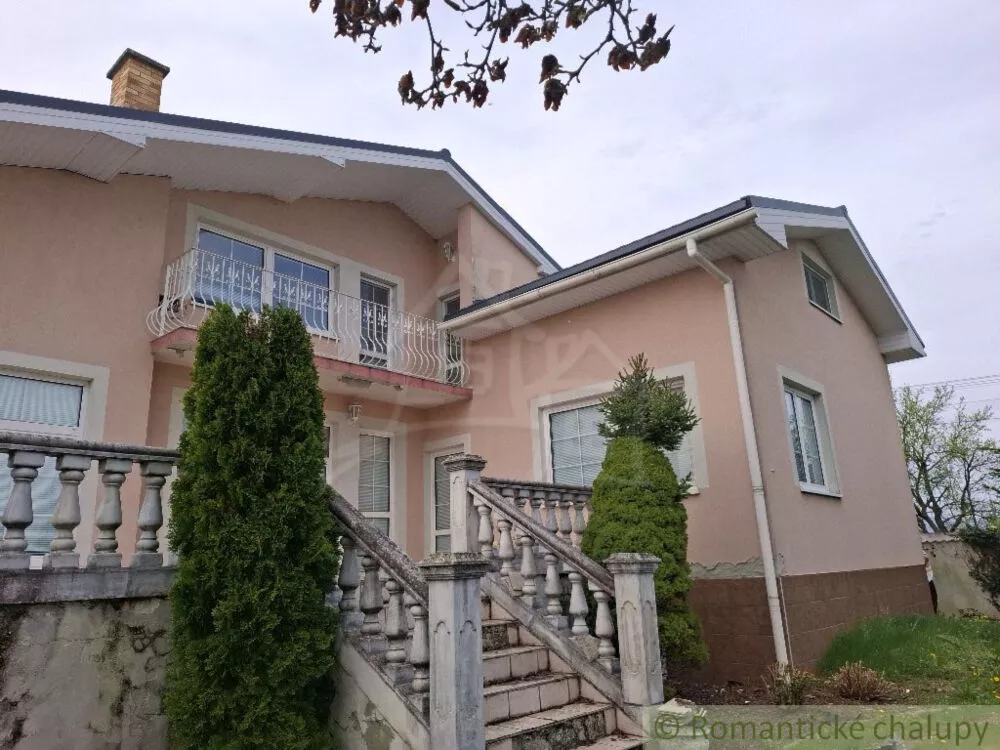 Rodinný dom na predaj 409m2, Kalinovo, 152995_1