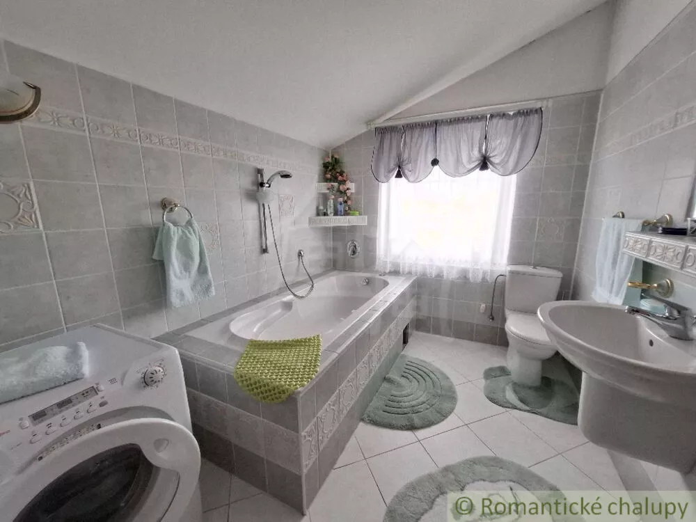 Rodinný dom na predaj 409m2, Kalinovo, 152995_22