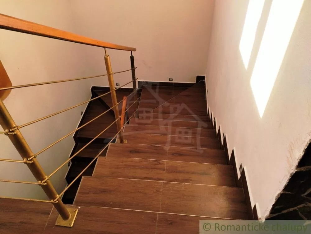 Rodinný dom na predaj 405m2, Horná Streda, 125942_16