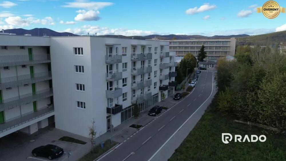 Obchodné priestory na prenájom 57m2, Odevná, Trenčín, 176339_0