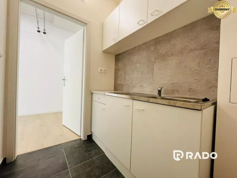 Obchodné priestory na prenájom 57m2, Odevná, Trenčín, 176339_5