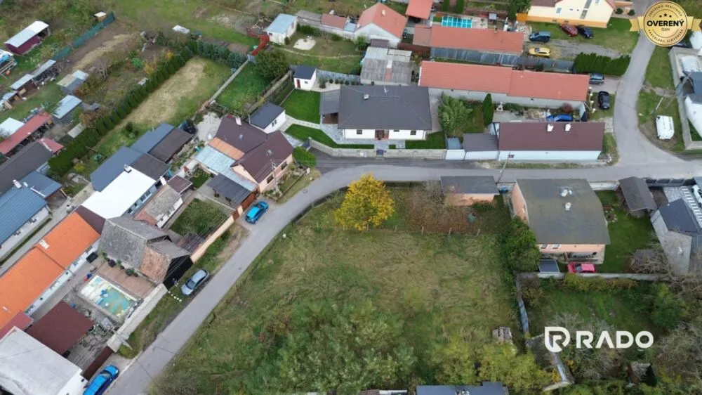 Pozemok pre rod. domy na predaj 882m2, Gajary, 176579_1