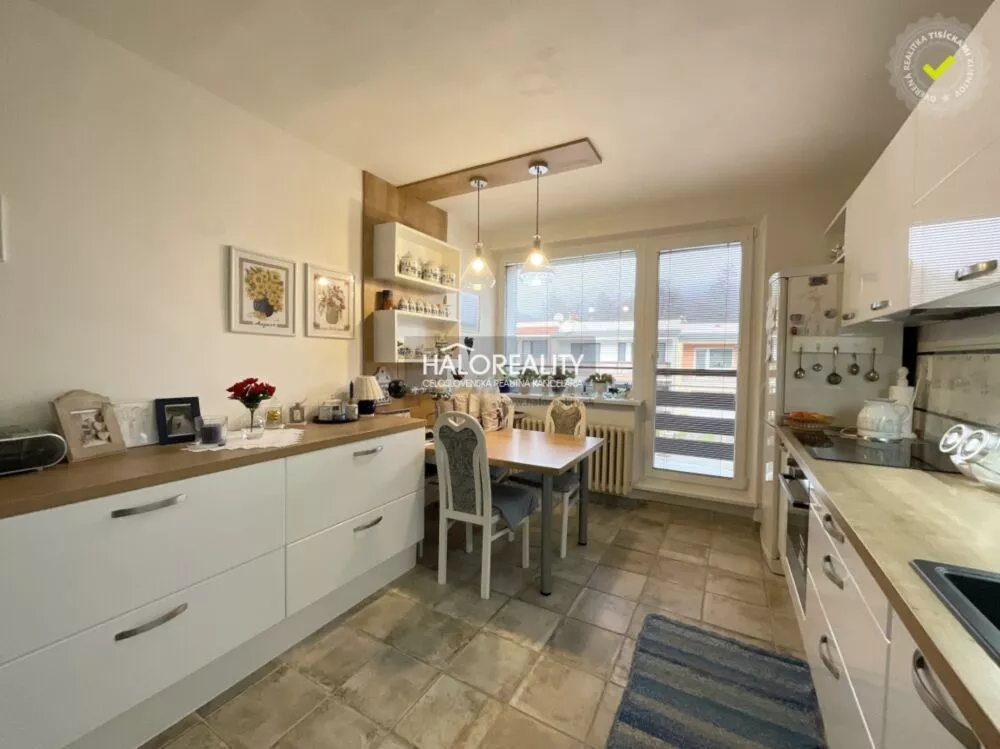 Rodinný dom na predaj 300m2, Banská Bystrica, 176711_1