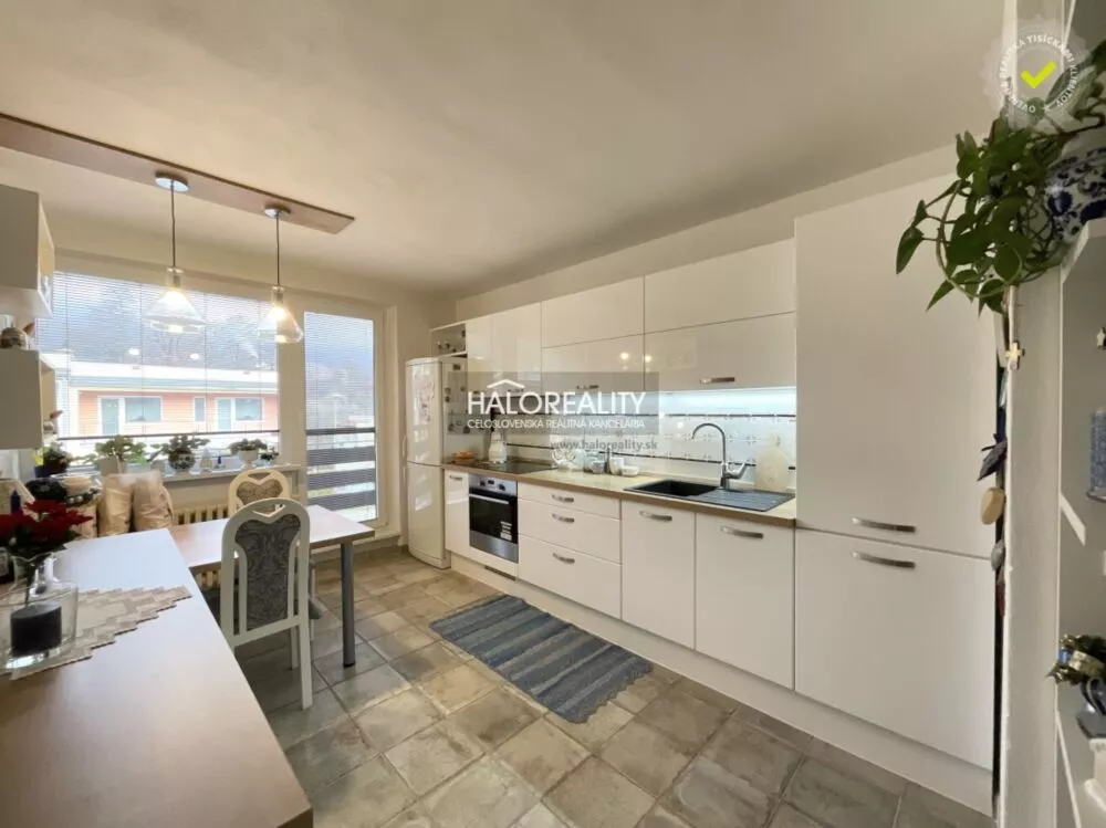 Rodinný dom na predaj 300m2, Banská Bystrica, 176711_2