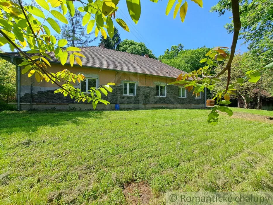 Rodinný dom na predaj 240m2, Jelenec, 148563_2