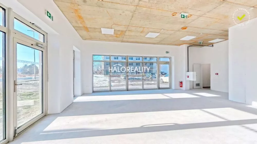 Obchodné priestory na prenájom 111m2, Bratislava - Ružinov, 176894_1