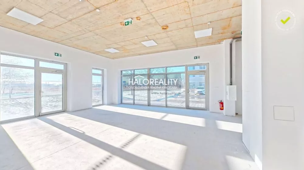 Obchodné priestory na prenájom 111m2, Bratislava - Ružinov, 176894_2