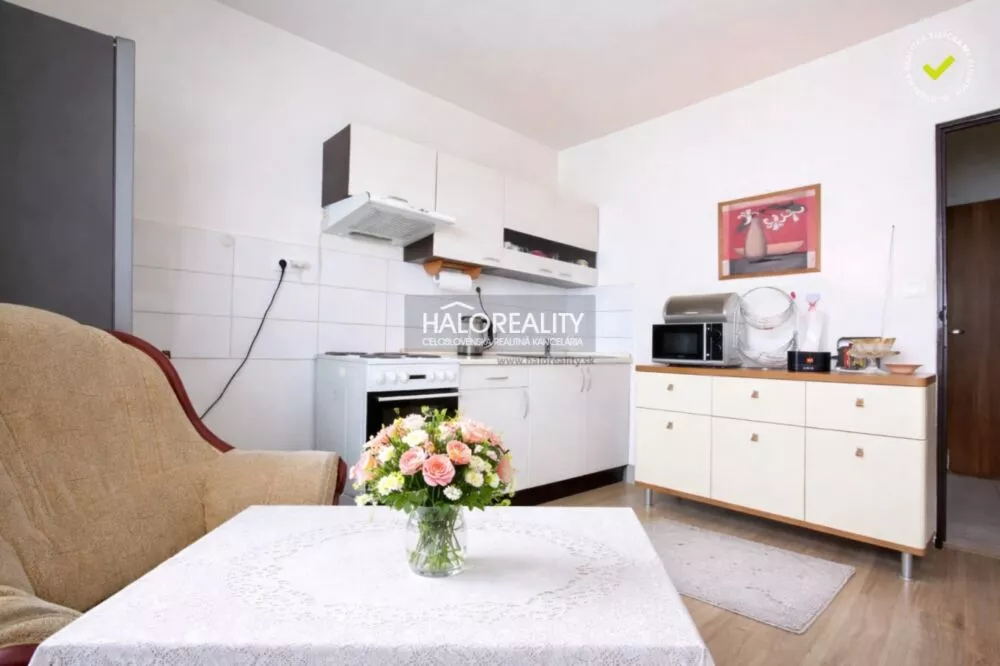 1,5 izbový byt na predaj 34m2, Prievidza, 176903_1
