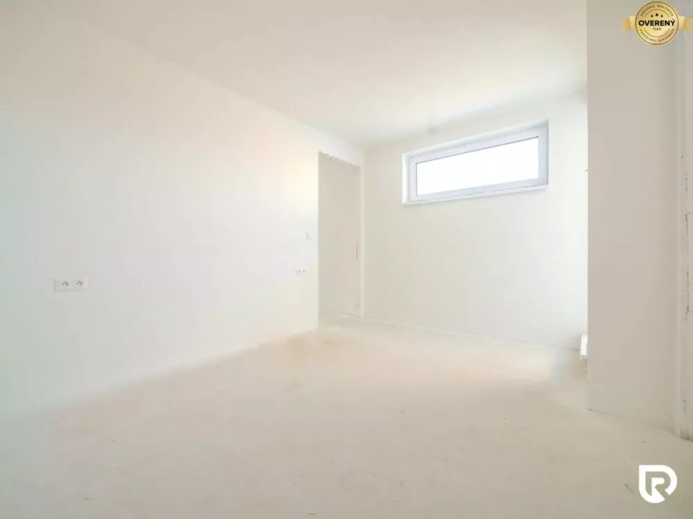 Rodinný dom na predaj 161m2, Legionárska, Trenčín, 176906_12