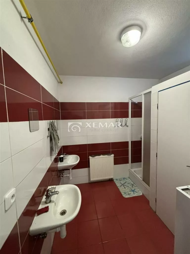 Priemyselná zóna na predaj 8741m2, Železničná, Hliník nad Hronom, 141037_7