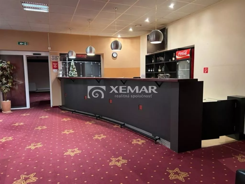 Obchodné priestory na predaj 365m2, J. Cikkera, Banská Bystrica, 121510_6