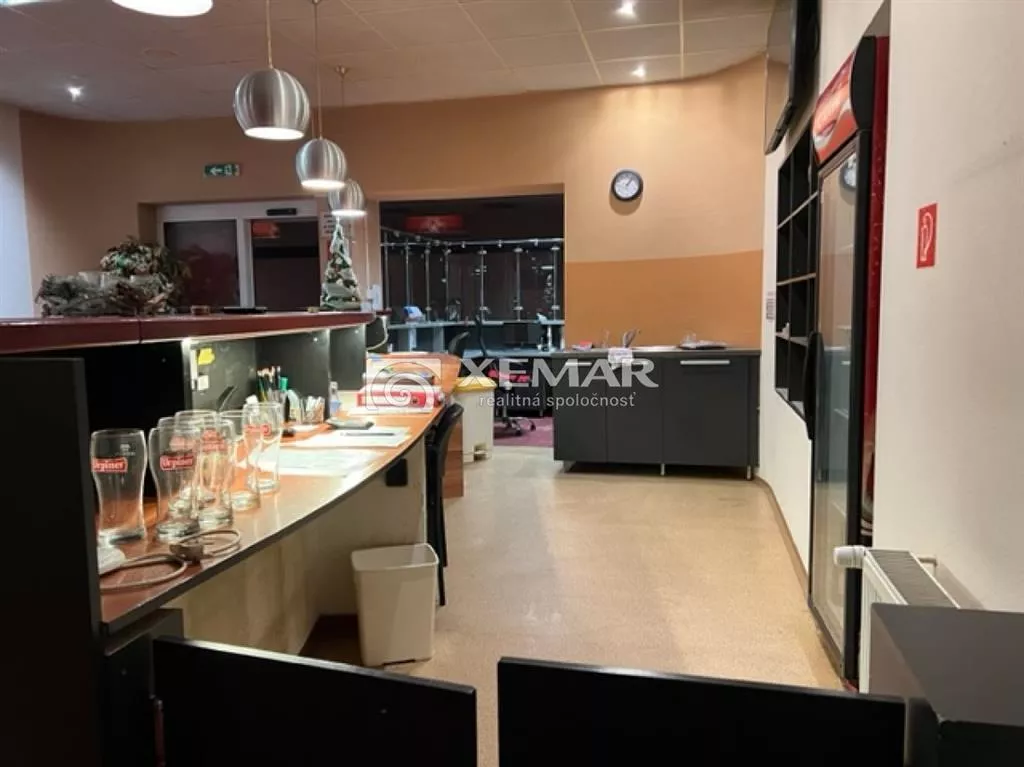 Obchodné priestory na predaj 365m2, J. Cikkera, Banská Bystrica, 121510_7