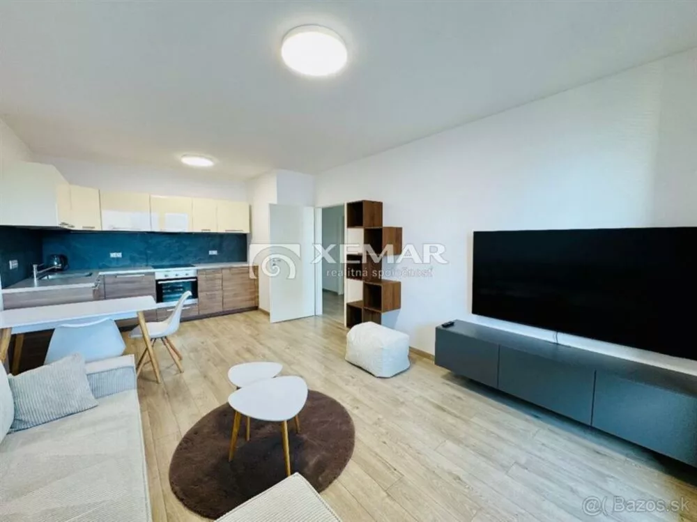 2 izbový byt na prenájom 52m2, Komenského, Banská Bystrica, 177086_0