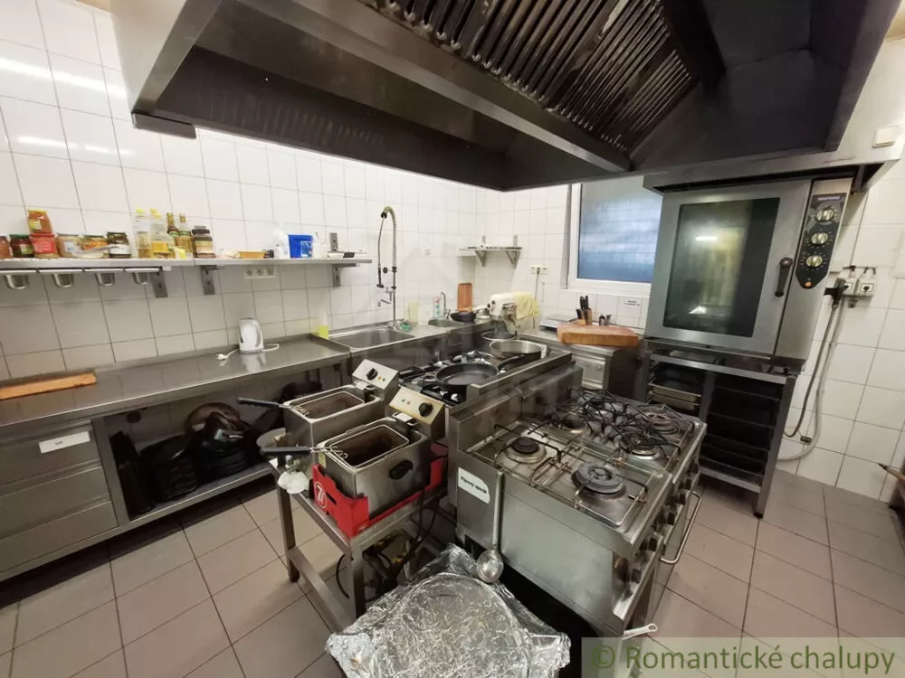 Rodinný dom na predaj 480m2, Pohorelá, 163323_45