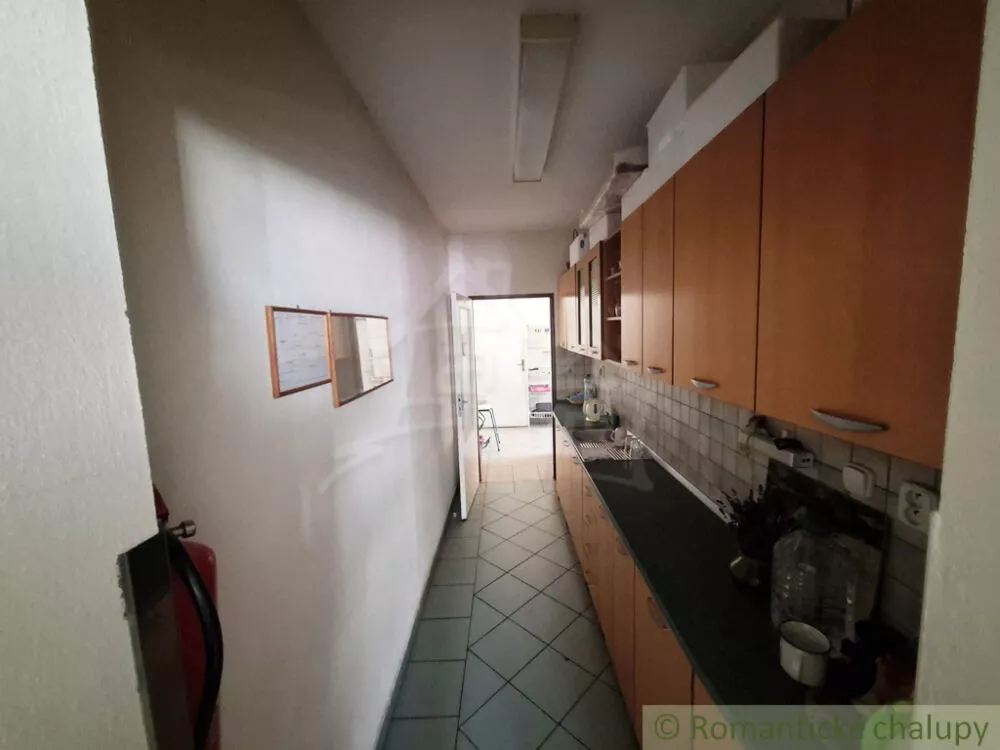 Rodinný dom na predaj 480m2, Pohorelá, 163323_56