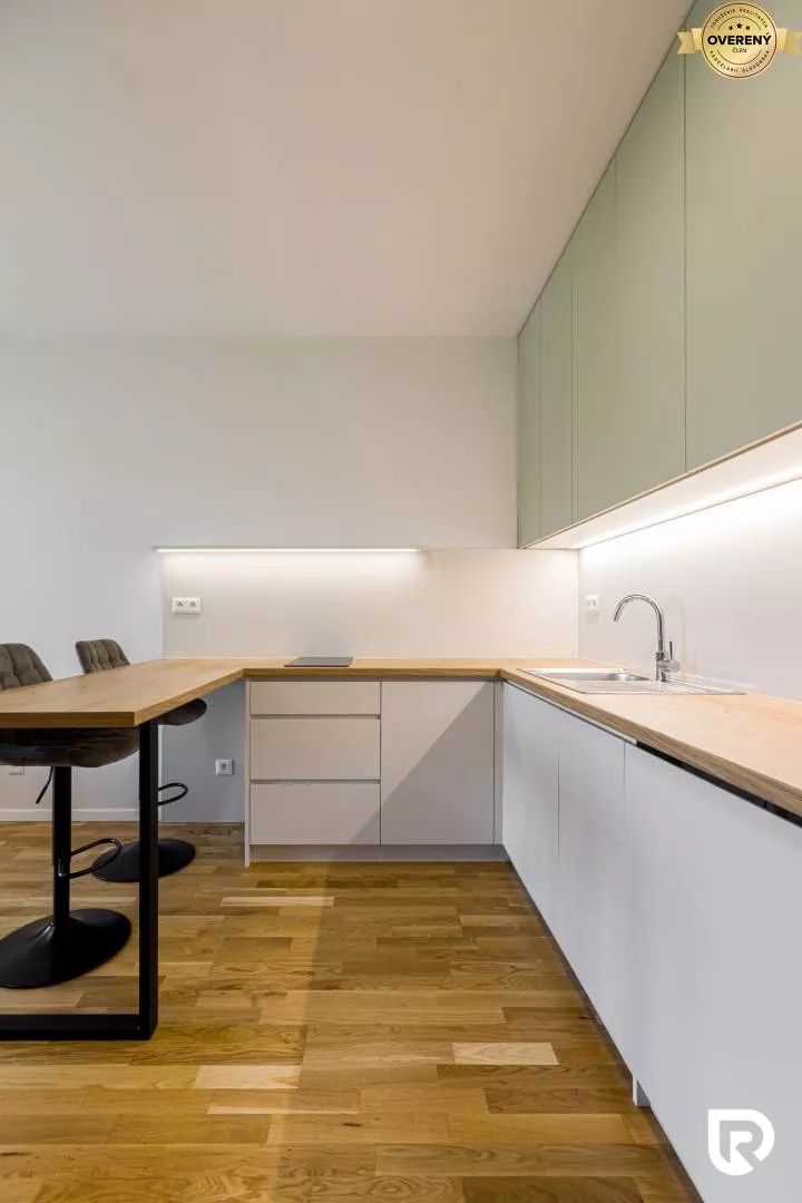 1 izbový byt na prenájom 35m2, Bottova, Bratislava - Staré Mesto, 177203_7