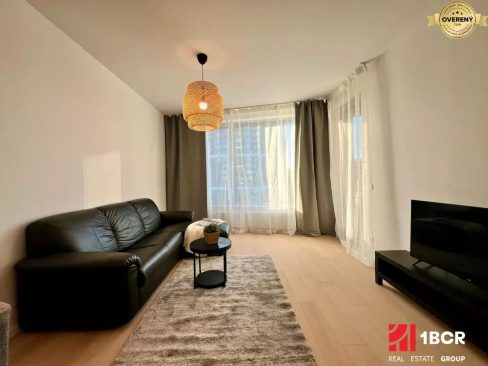 2 izbový byt na prenájom 45m2, Bottova, Bratislava - Staré Mesto, 177399_1