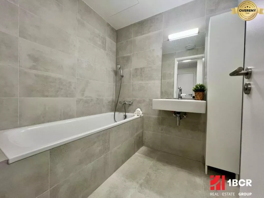 2 izbový byt na prenájom 45m2, Bottova, Bratislava - Staré Mesto, 177399_9