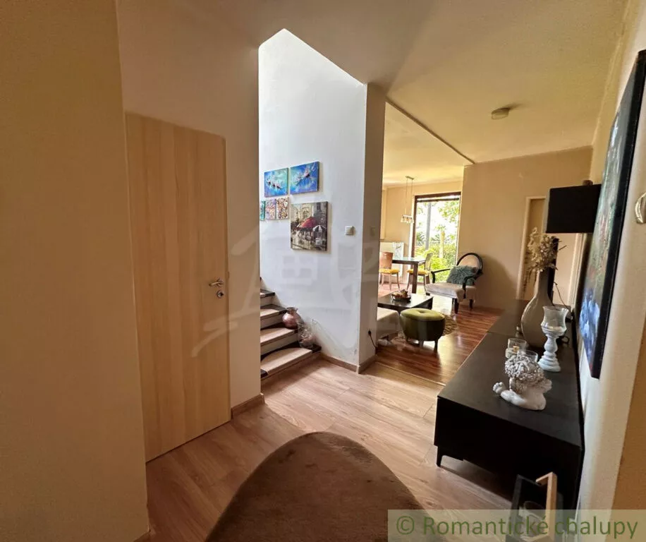 Rodinný dom na predaj 230m2, Kolárovo, 156867_10