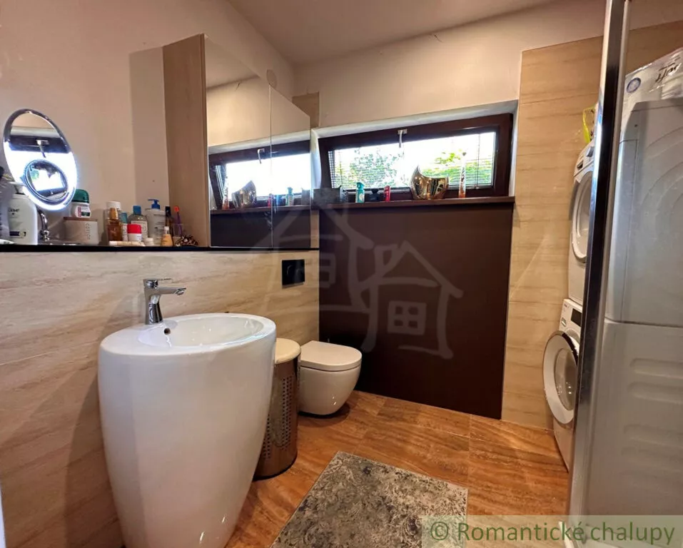 Rodinný dom na predaj 230m2, Kolárovo, 156867_16